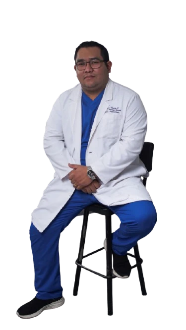 Dr. Erick Hernández, neurocirujano